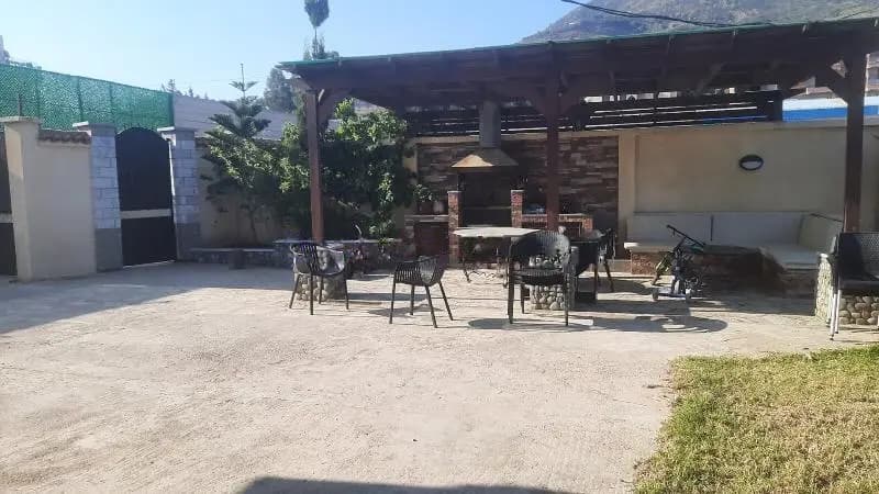 Villa piscine à débordement pieds dans l'eau – photo 7