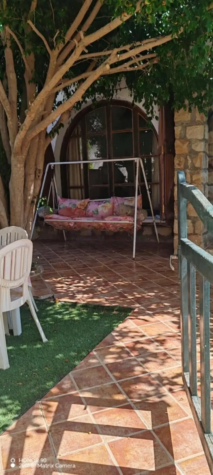 Petite villa sécurisée au village de Saket – photo 3