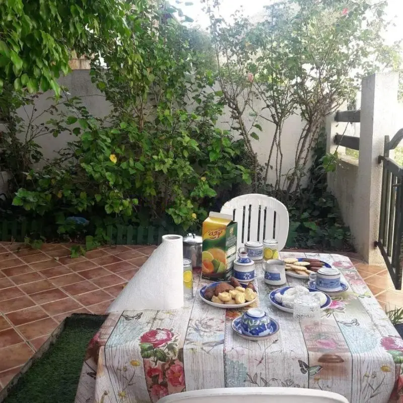 Petite villa sécurisée au village de Saket – photo 5
