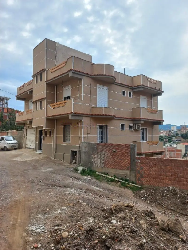 Villa R+2 sur 720 m² avec grand jardin – photo 7